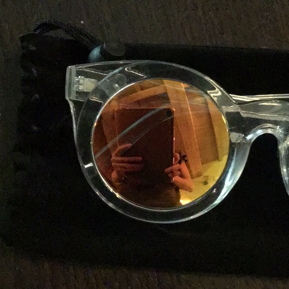 LAsT 1 ! SALE NEW! QUAY RARE Sunday Girl Sunnies - Picture 3 of 8